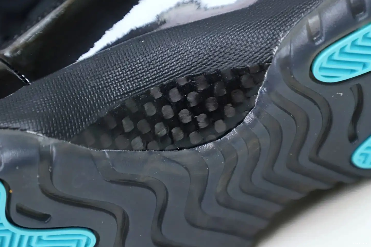 Kimikick 11 AIR JORDAN GAMMA RETRO BLUE 0527